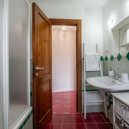 Panoramic - 180 Sea View - 300m To Beaches